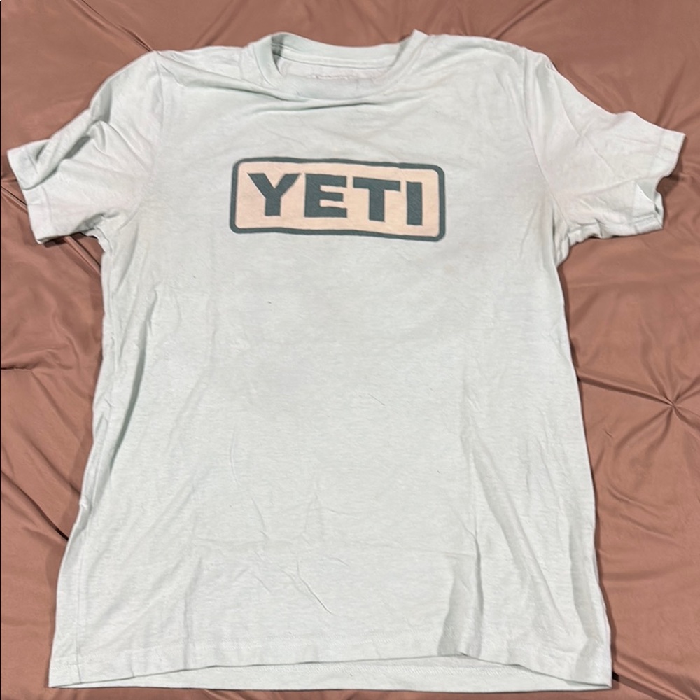 YETI Light Gray T-Shirt with Bold Logo